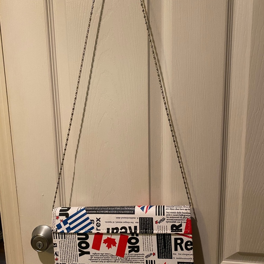 Purse - Picture 2 of 4